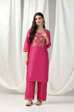Load image into Gallery viewer, Embroidered kurti with salwar and dupatta
