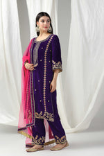 Load image into Gallery viewer, Velvet kurta with dupatta