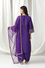 Load image into Gallery viewer, Elegant dori hand embroidered suit with salwar and dupatta
