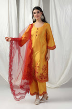 Load image into Gallery viewer, Embroided kurti with dupatta and pants

