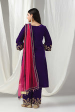 Load image into Gallery viewer, Velvet kurta with dupatta

