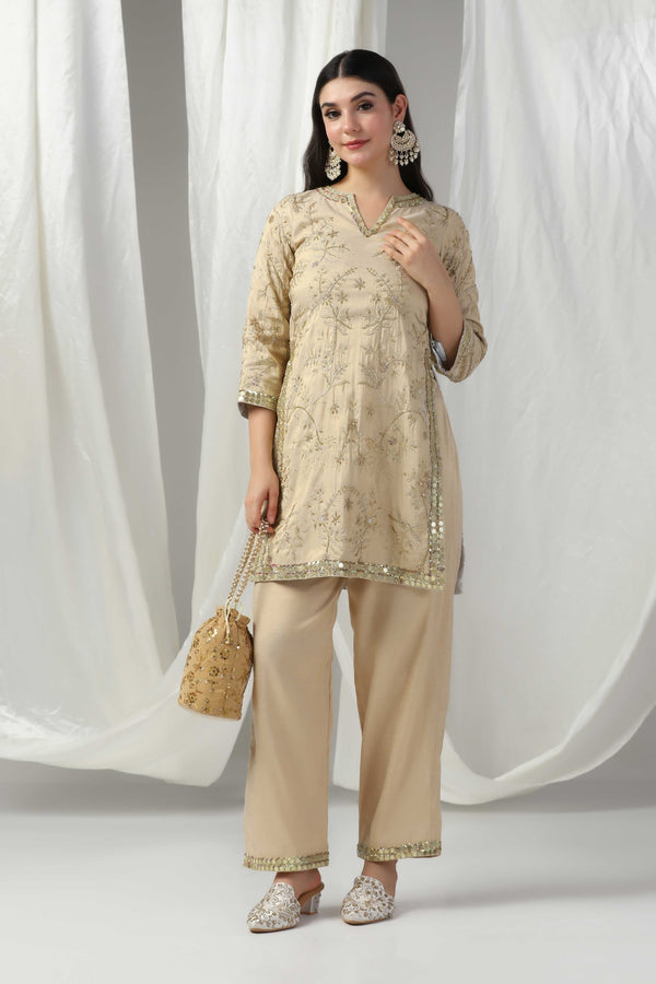 Gold simmer embroidered cord-set