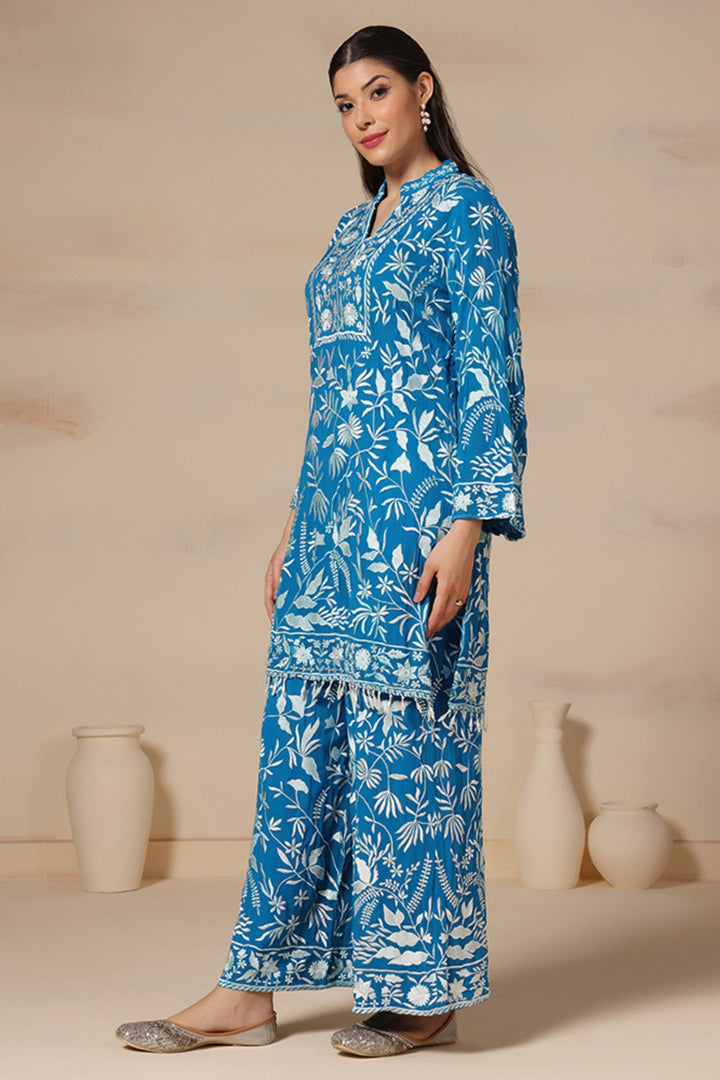 Thread Embroidered Pearl Work Kurta with Loose Pants