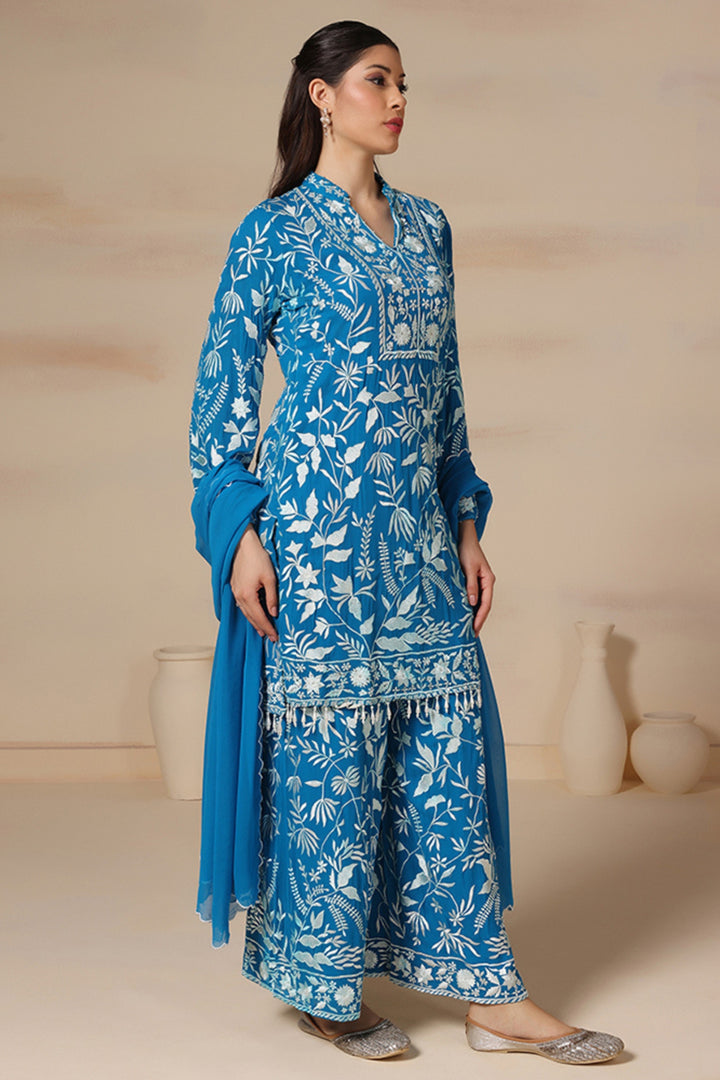 Thread Embroidered Pearl Work Kurta with Loose Pants