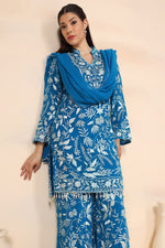 Load image into Gallery viewer, Thread Embroidered Pearl Work Kurta with Loose Pants