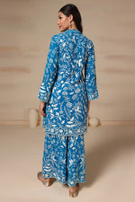 Load image into Gallery viewer, Thread Embroidered Pearl Work Kurta with Loose Pants