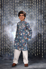 Load image into Gallery viewer, Blue Jaipuri Handblock Floral Print Kurta with white Pant Co-ord Set
