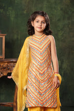 Load image into Gallery viewer, Chevron Linear Pattern Kurta with Palazzo Set