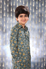 Load image into Gallery viewer, Grey Jaipuri Handblock Floral Single Print Co-ord Kurta Set

