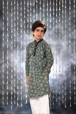 Load image into Gallery viewer, Grey Jaipuri Handblock Print Kurta Co-ord Set with Solid Collar Design
