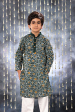 Load image into Gallery viewer, Grey Jaipuri Handblock Print Kurta Co-ord Set with Solid Collar Design
