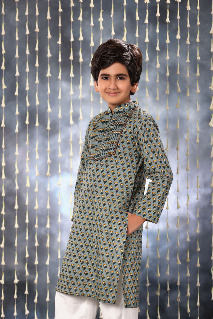 Grey Pintucks Neck Panel Kurta with White Pant Co-ord Set