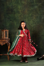 Load image into Gallery viewer, Floral Embellished Anarkali Set